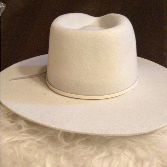 ! Wyeth RARE sea foam mint cashmere crystal rancher - Picture 3 of 5